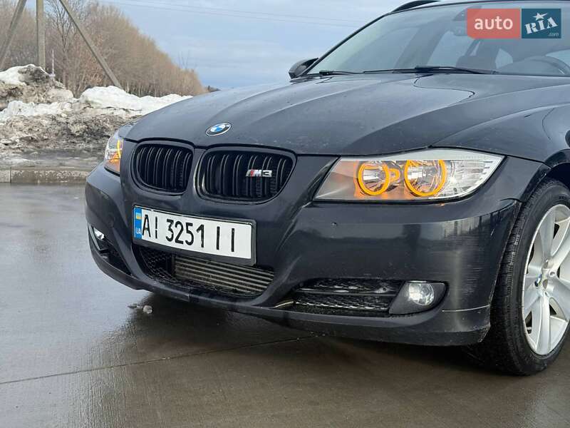 BMW 3 Series 2010