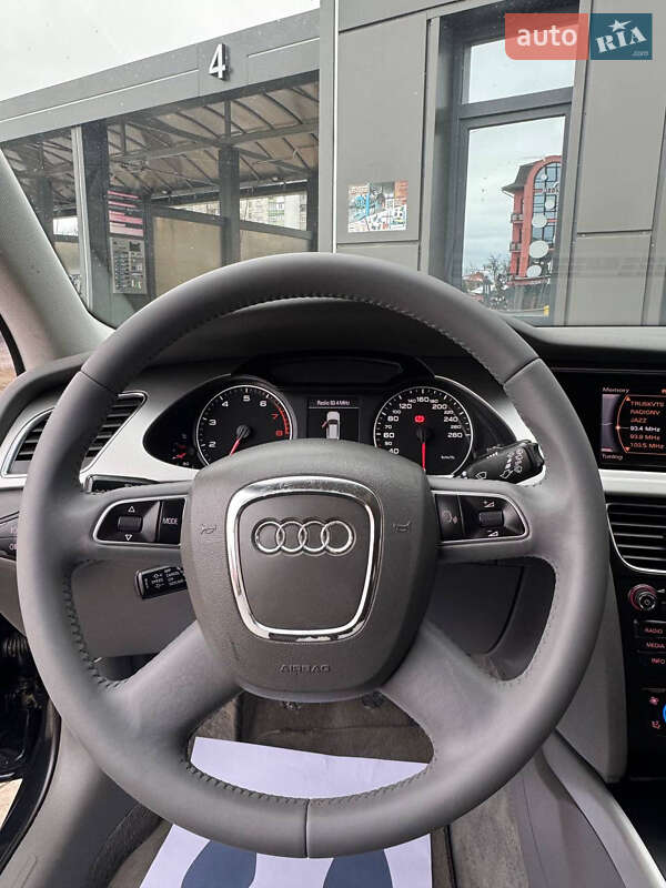 Audi A4 2011
