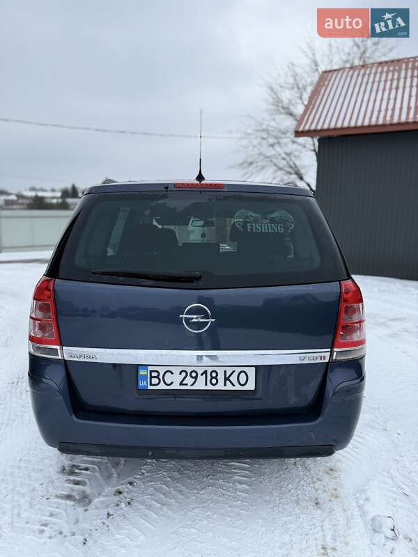 Opel Zafira 2010