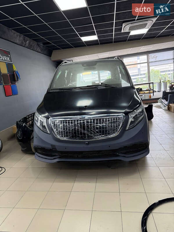 Mercedes-Benz V-Class 2015