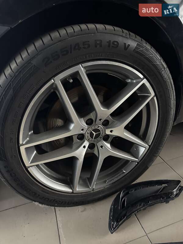 Mercedes-Benz V-Class 2015