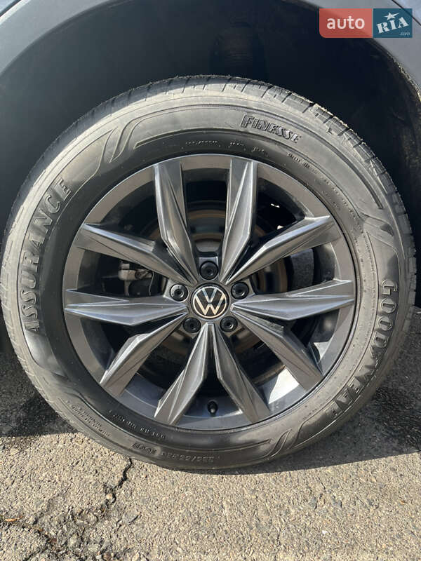 Volkswagen Tiguan 2022