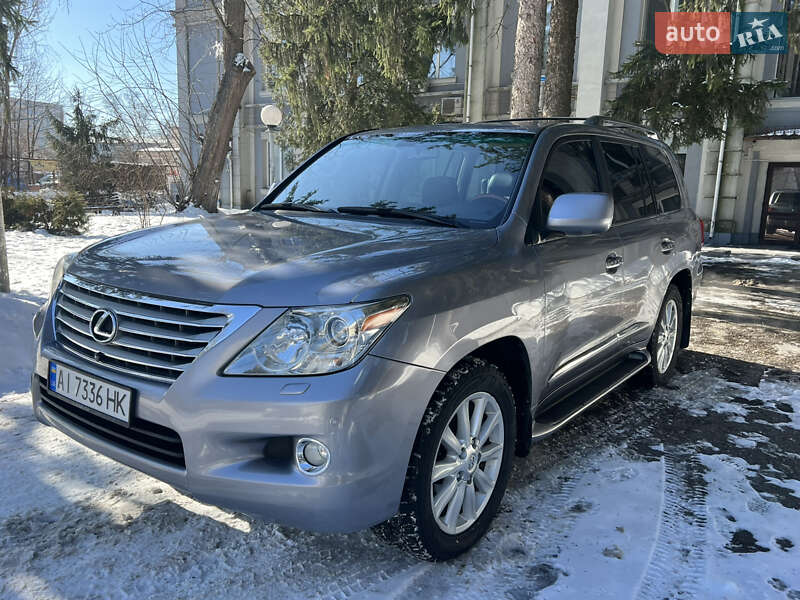 Lexus LX 2008