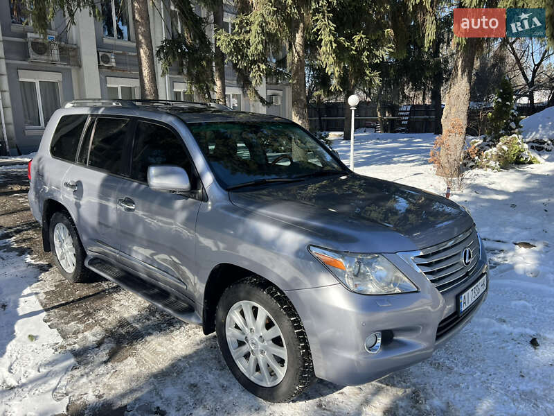 Lexus LX 2008