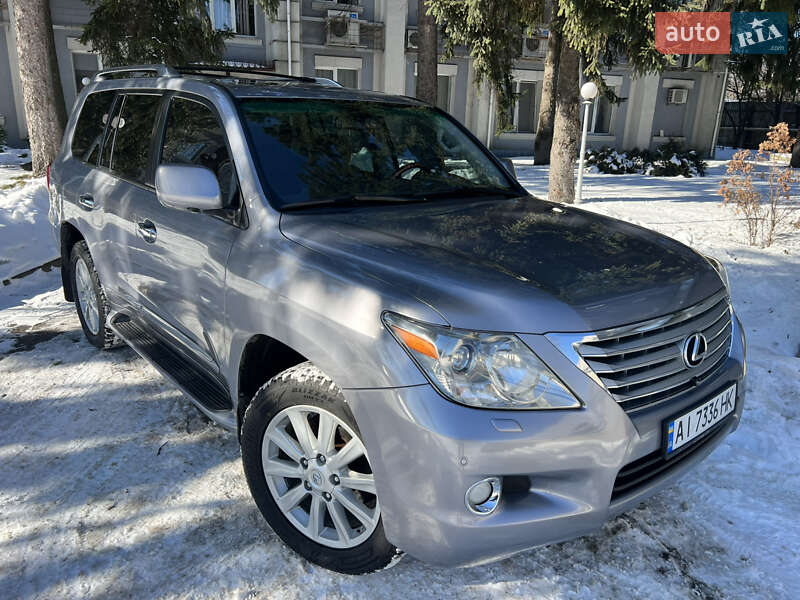 Lexus LX 2008