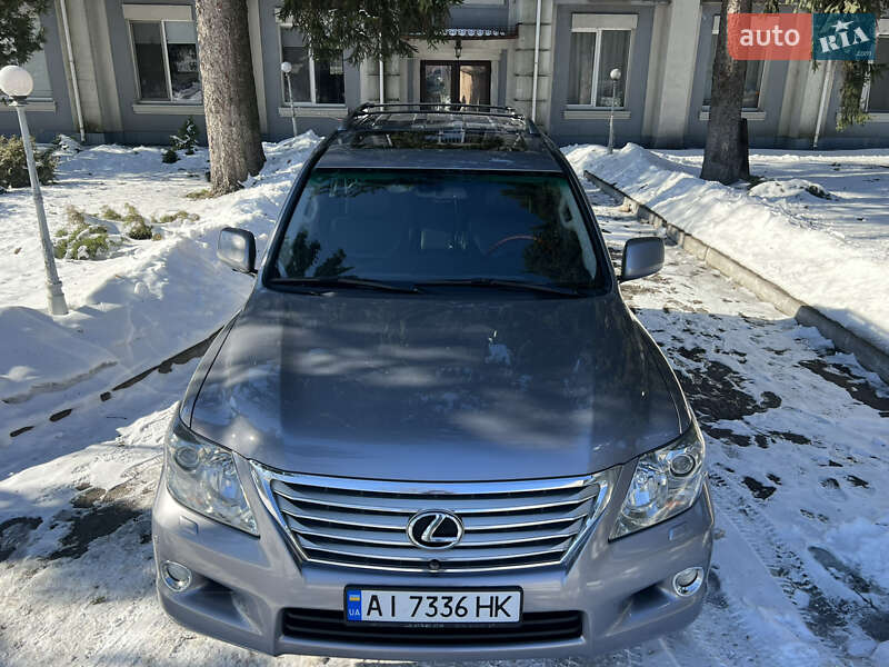 Lexus LX 2008