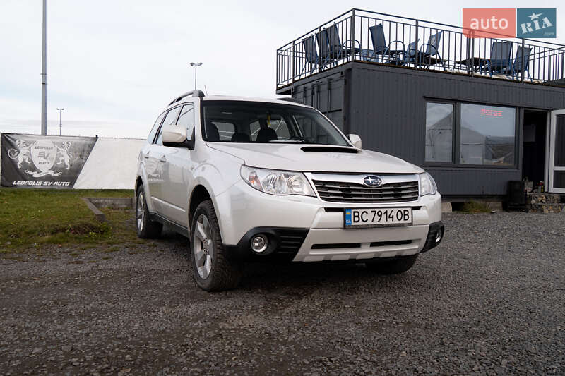 Subaru Forester 2010