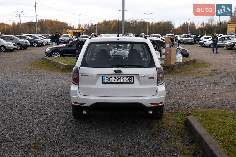 Subaru Forester 2010