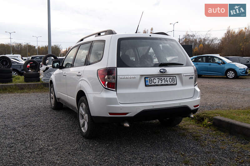 Subaru Forester 2010