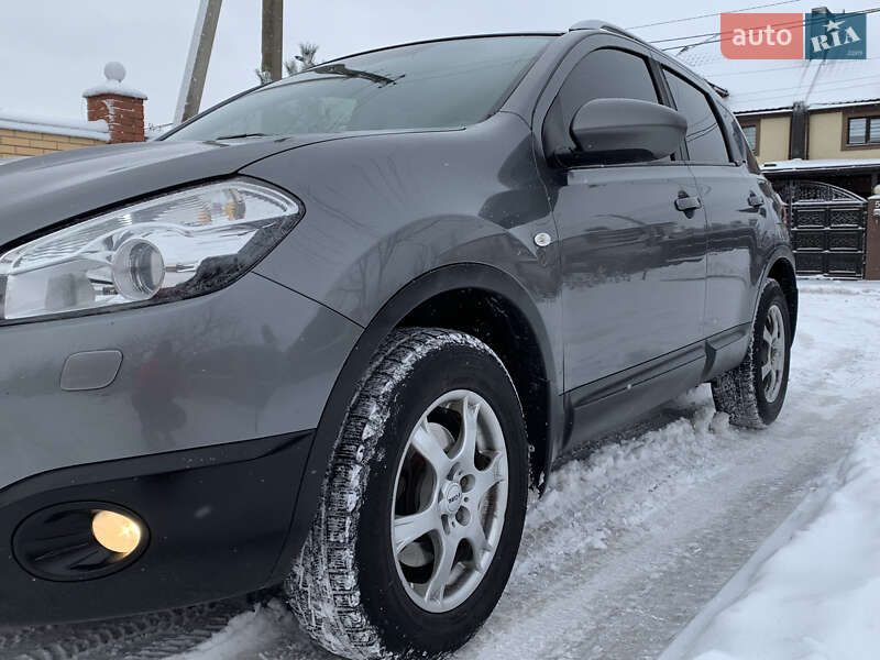 Nissan Qashqai 2012