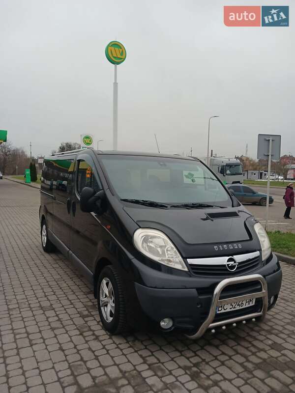 Opel Vivaro 2009