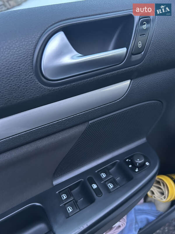 Volkswagen Golf 2012