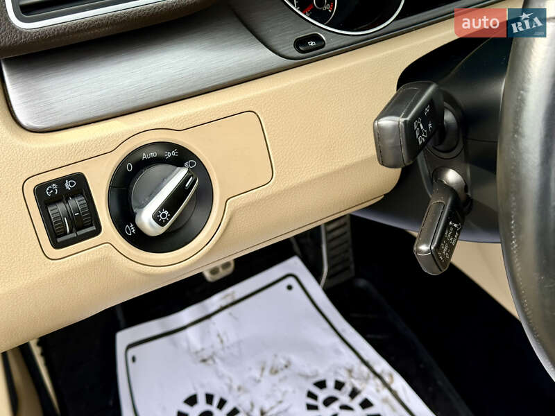 Volkswagen Passat 2012