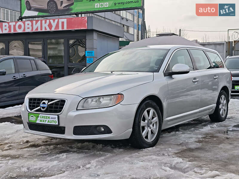 Volvo V70 2012