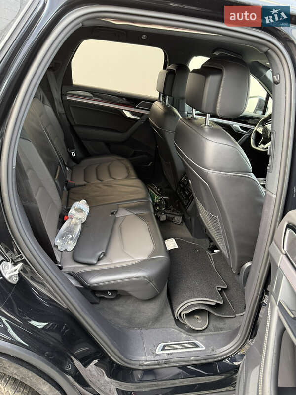 Volkswagen Touareg 2021