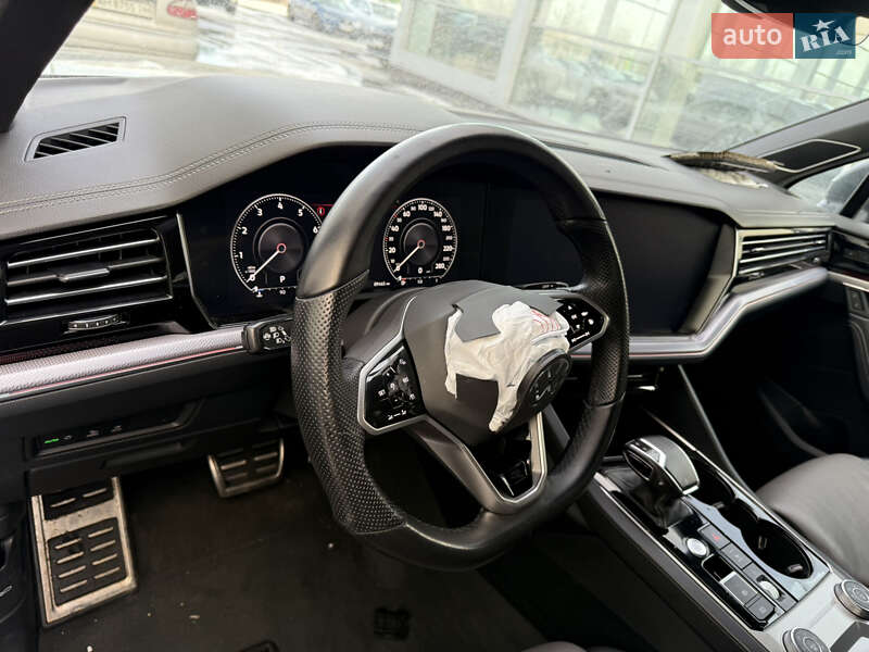 Volkswagen Touareg 2021