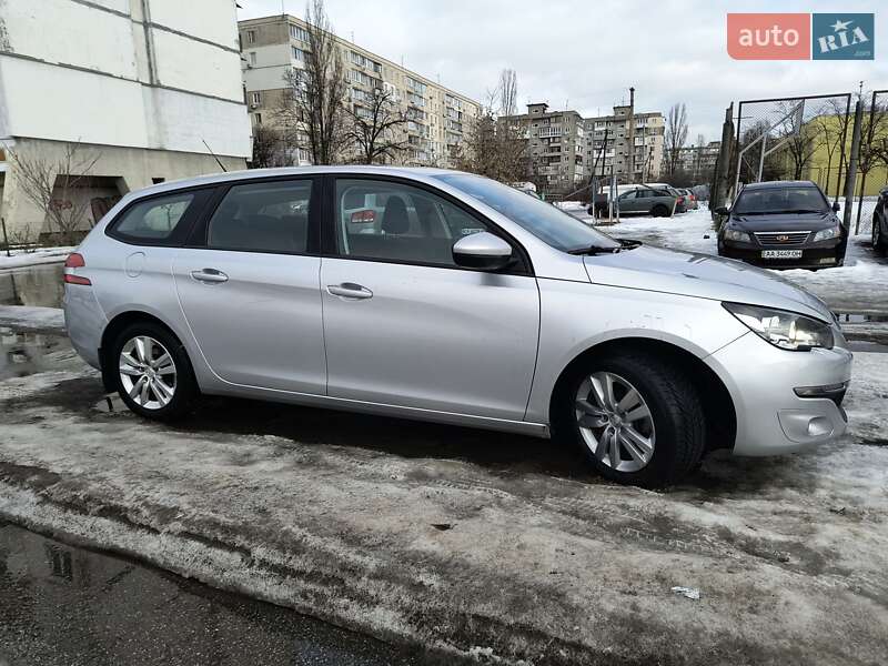 Peugeot 308 2016