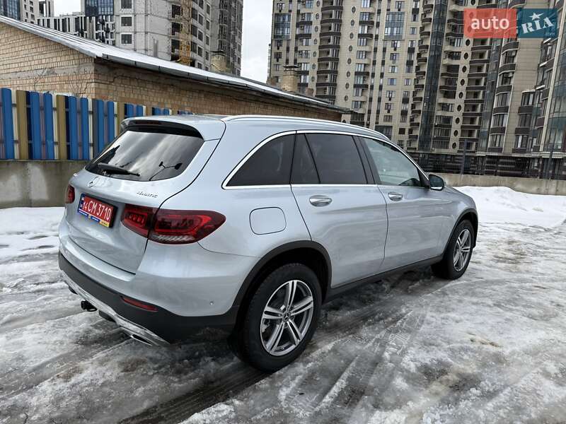 Mercedes-Benz GLC-Class 2022