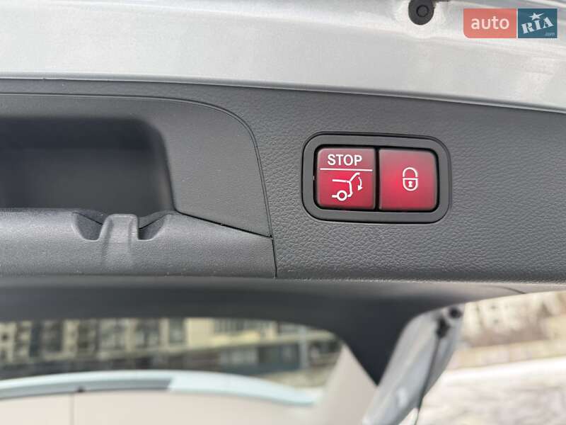 Mercedes-Benz GLC-Class 2022