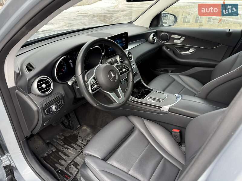 Mercedes-Benz GLC-Class 2022