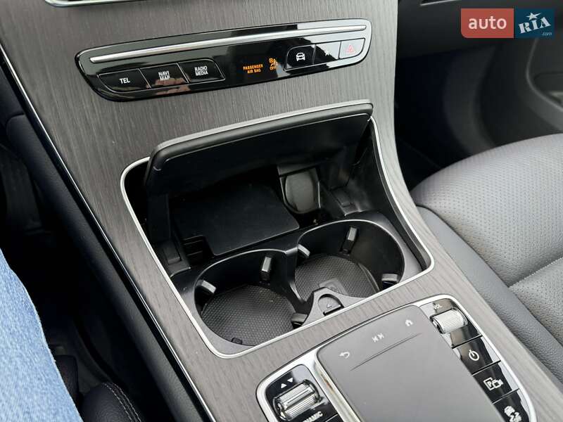 Mercedes-Benz GLC-Class 2022