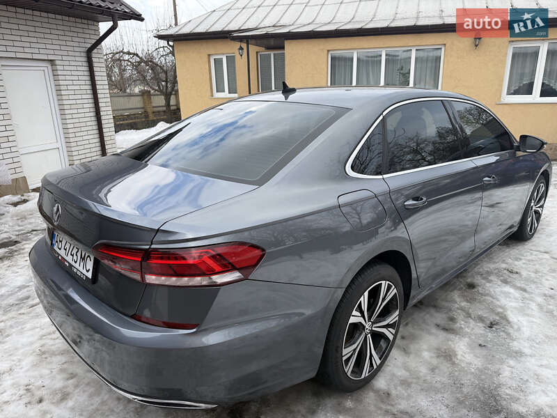 Volkswagen Passat 2021