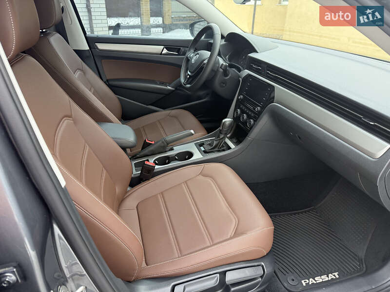 Volkswagen Passat 2021