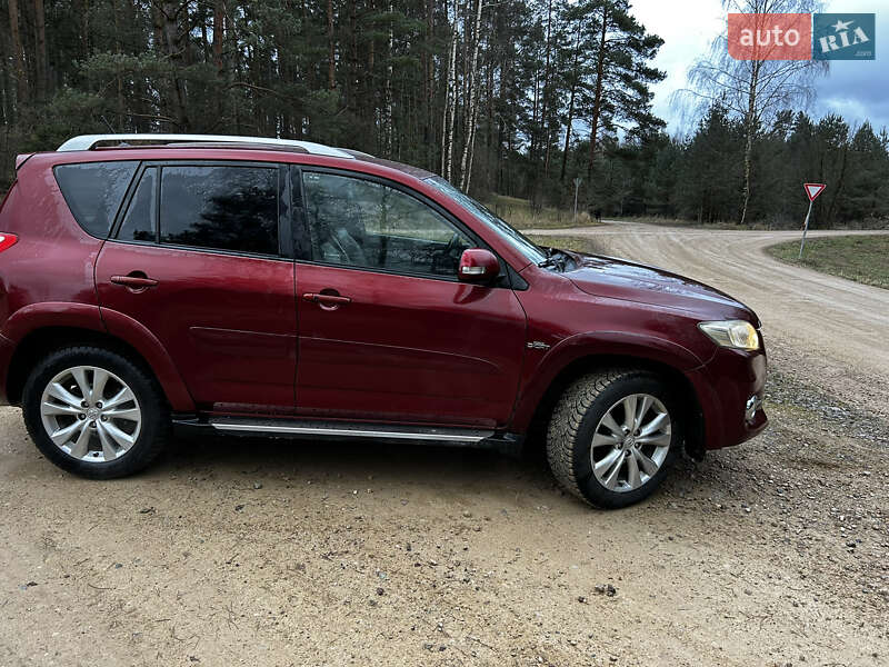Toyota RAV4 2010