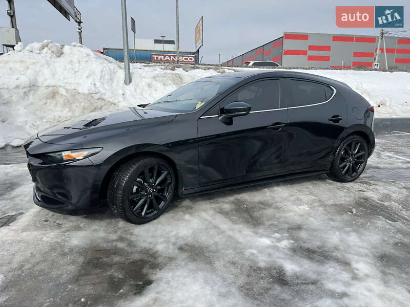 Mazda 3 2019