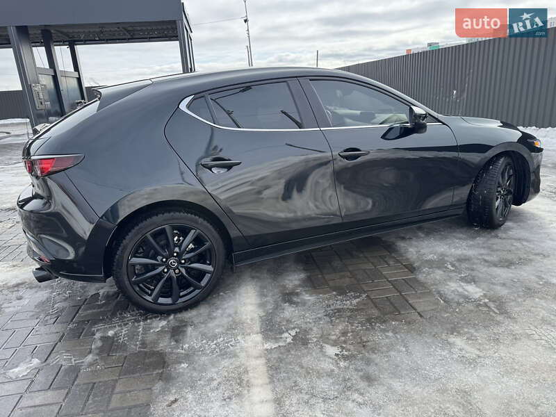 Mazda 3 2019