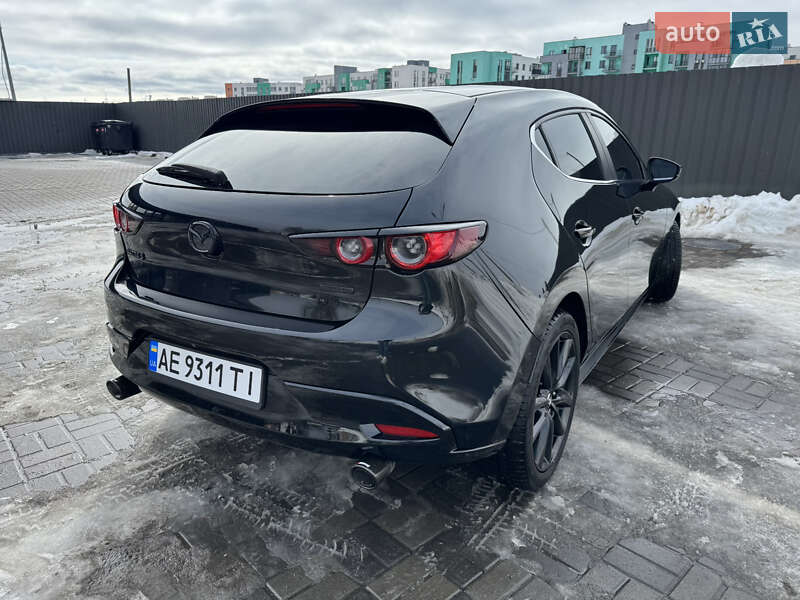 Mazda 3 2019