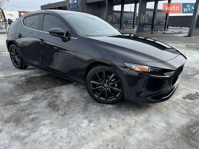 Mazda 3 2019