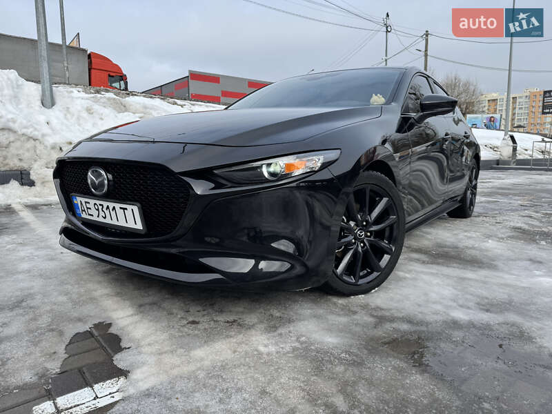 Mazda 3 2019