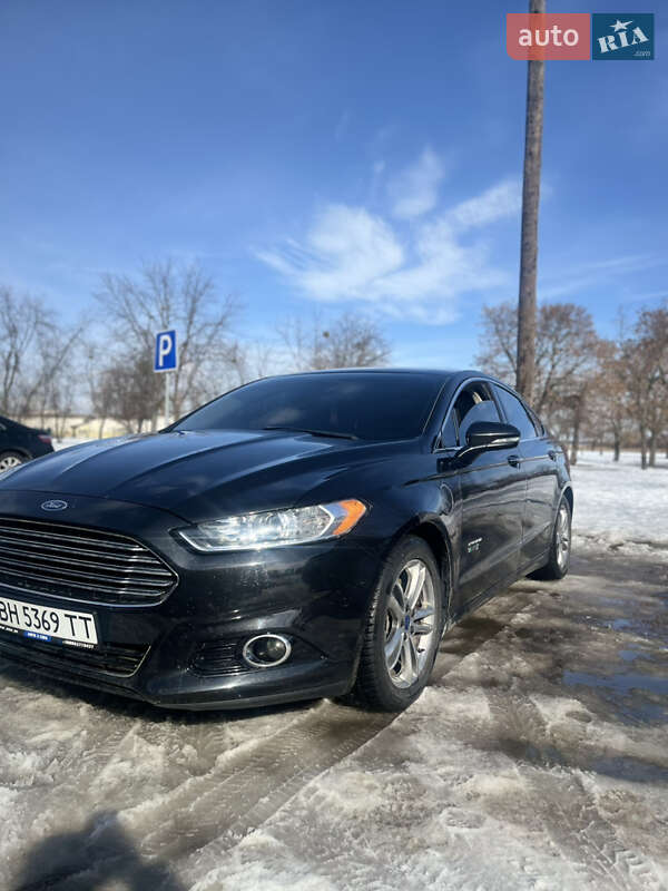 Ford Fusion 2015