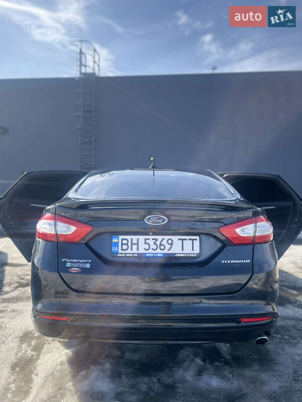 Ford Fusion 2015