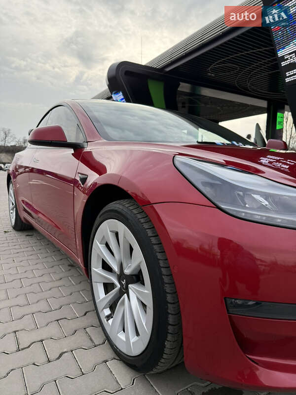 Tesla Model 3 2022