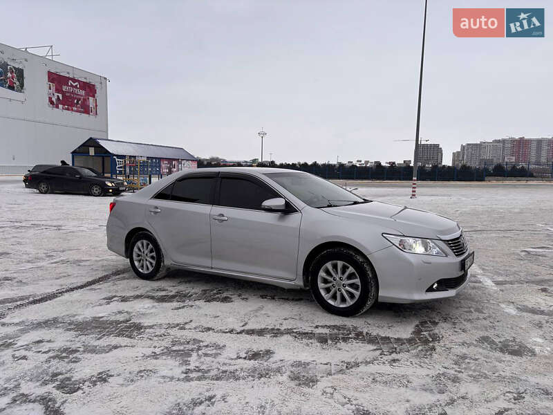Toyota Camry 2011