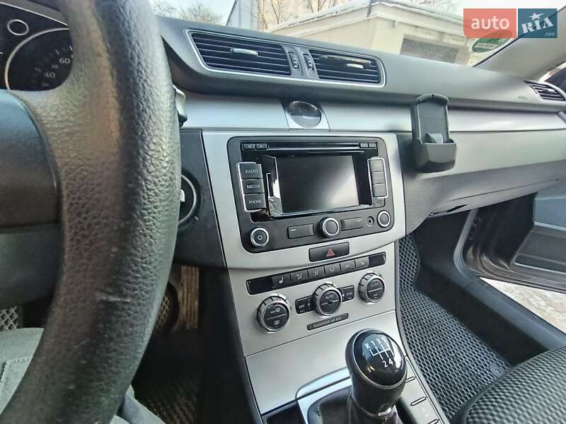 Volkswagen Passat 2013