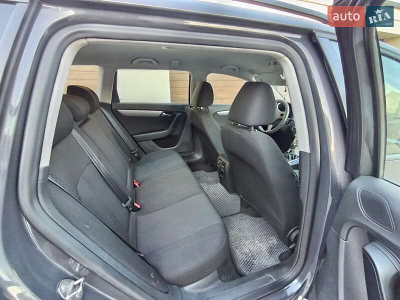 Volkswagen Passat 2013