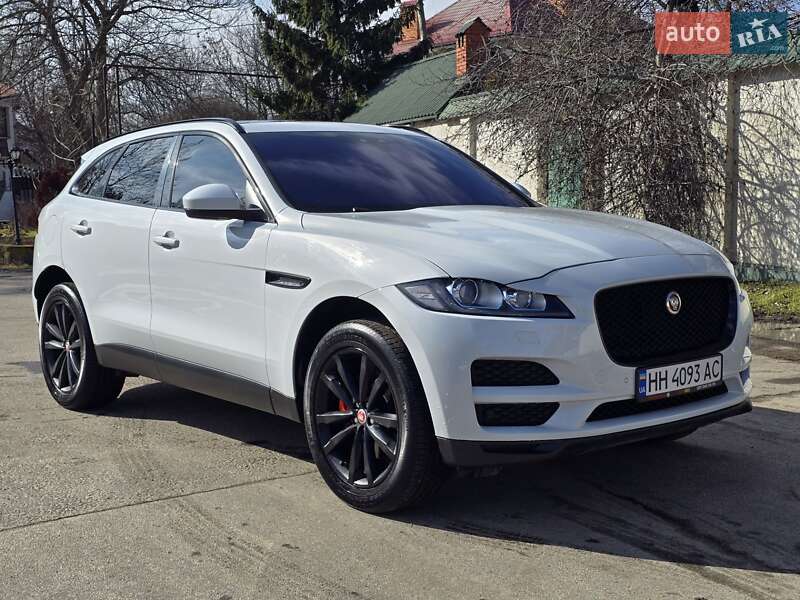 Jaguar F-Pace 2016