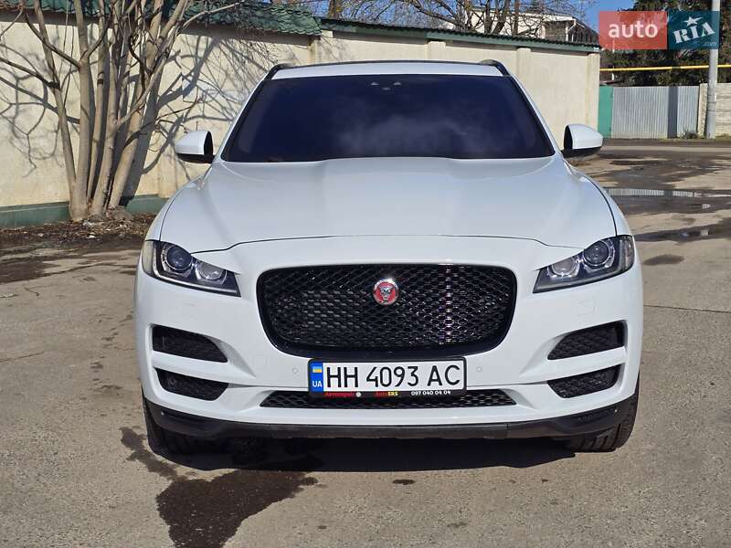Jaguar F-Pace 2016