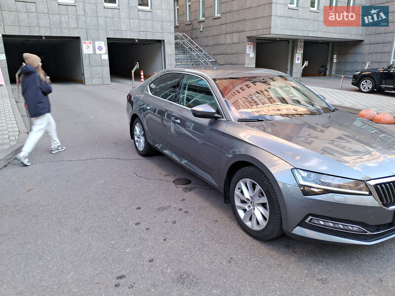 Skoda Superb 2023