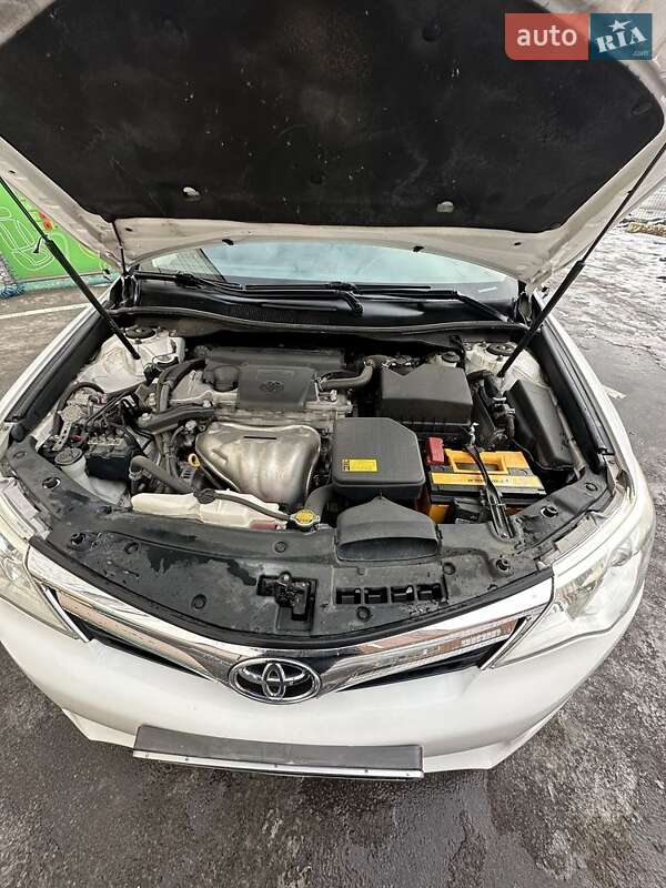 Toyota Camry 2012