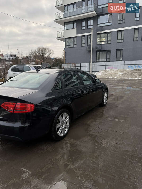 Audi A4 2011