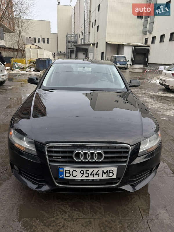 Audi A4 2011
