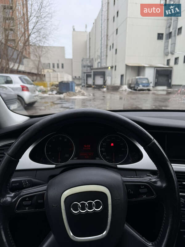 Audi A4 2011
