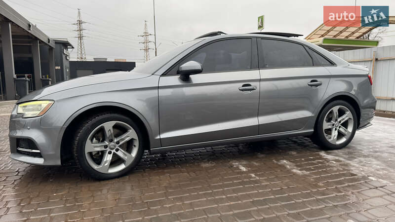 Audi-24