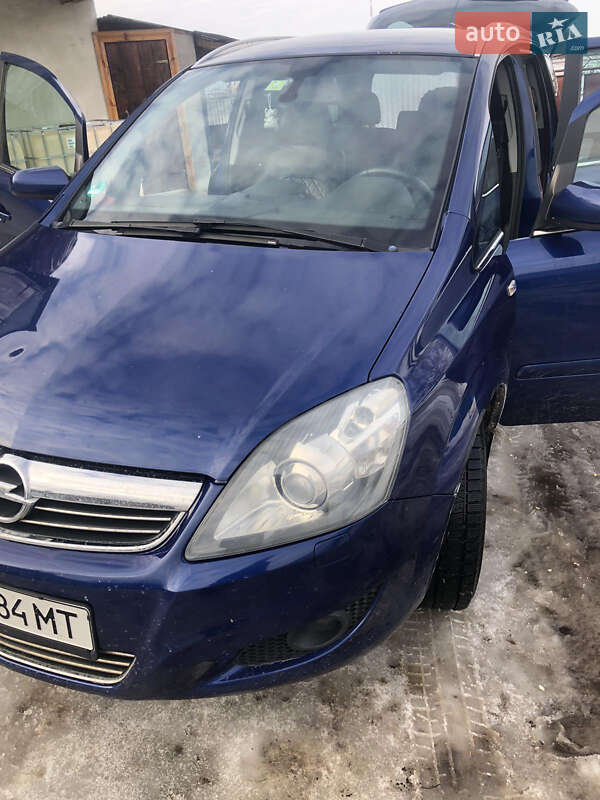 Opel Zafira 2008