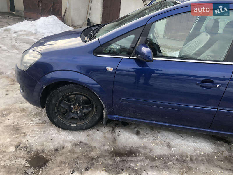Opel Zafira 2008