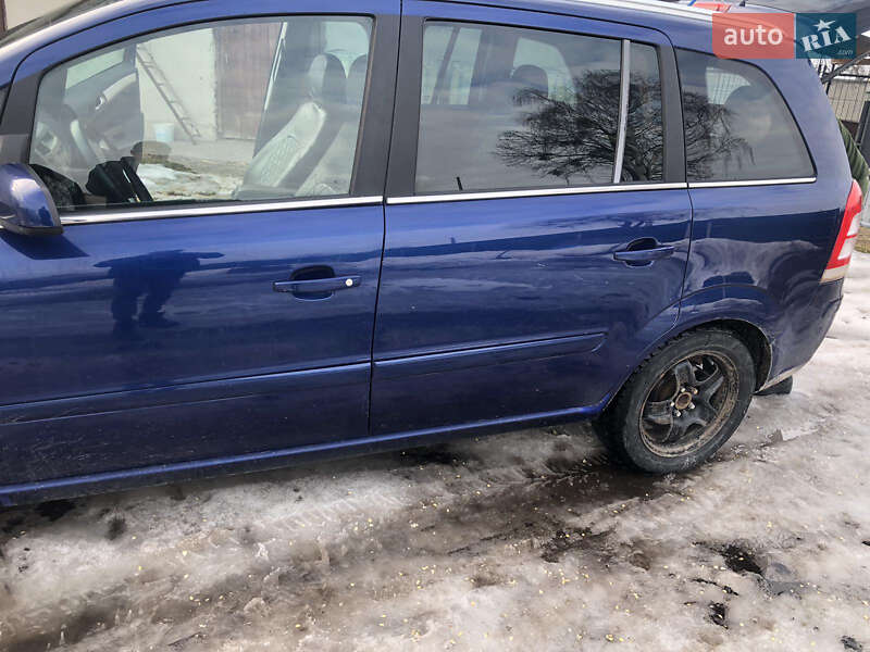 Opel Zafira 2008